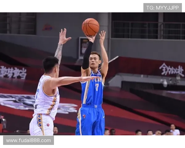 上海玄天鸟新赛季球员名单曝光汤杰等CBA旧将加盟赖益烨在列