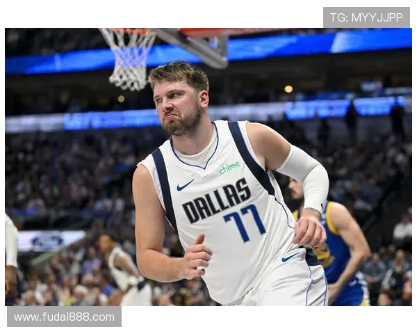 浓眉增重显实力东契奇瘦身展决心达拉斯球队伙食成焦点